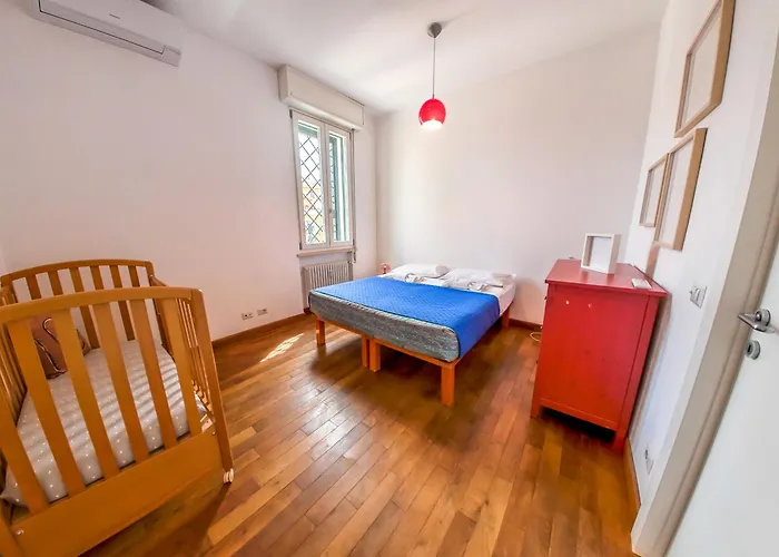Stunning 3-bedroom Penthouse Appartamento